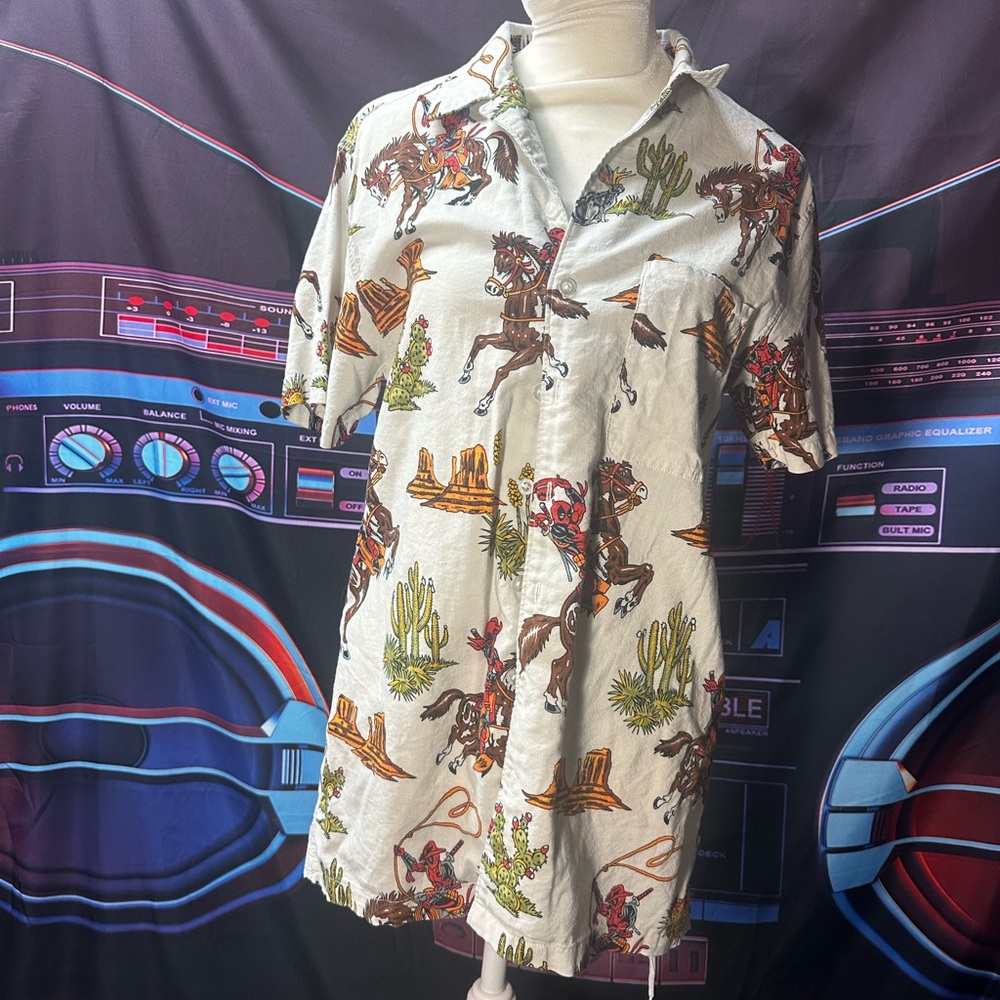 Deadpool Cowboy Marvel Men Short Sleeve Button Down Shirt  size smalll